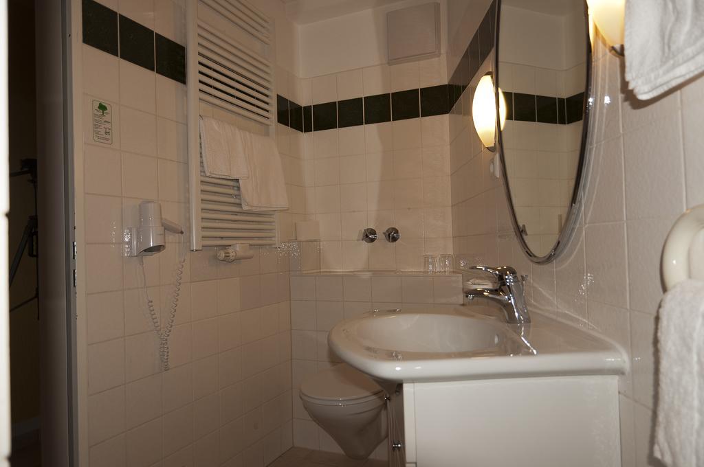 Hotel Haus Deutsch Krone Bad Essen Quarto foto